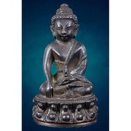 龍婆坤 Phra Kring 藥師佛（佛曆 2535 · 預知力量版） 🌟
💎 龍婆坤最頂級藥師佛之一，榮列近代五大藥師佛

📜 Wat Ban Rai 原廟督造 · 附 SMK 驗證卡 · 義大利金