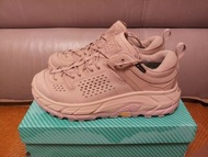 HOKA ONE ONE U TOR ULTRA LO US9