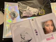 IU演唱會紀念品