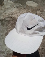 Topi Nike Vintage Second Original