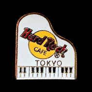(collected) Hard Rock Cafe Tokyo badge (no box)