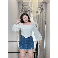 White Shirt For Chubby Women Square Neck Rear Smock A8