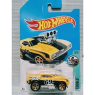 Hot Wheels '69 Camaro Z28 Treasure Hunt Regular