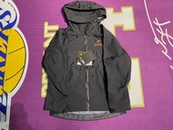 Arc'teryx GORE-TEX Pro 外套 XS 碼