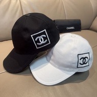 Chanel outlet黑色棒球帽
