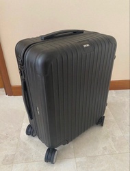 正品✨🧳RIMOWA SALSA 黑色  行李箱 登機箱 歐規  霧面黑