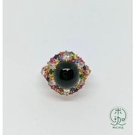 【米珈MICHIA】天然翡翠 墨翠 蛋面 戒指 直徑16.7mm 鑲18k金戒台 鑽石 彩色寶石 附鑑定證書。