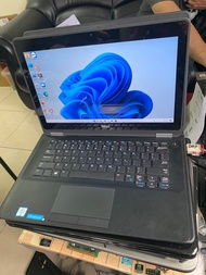 Dell i5 5Th Gen laptop like new with 16Gb ram ssd