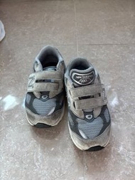 New Balance 990 V6 小童