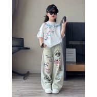 (B47) Blouse and long jeans