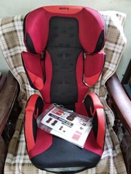 Aprica moving support 575  愛普力卡成長型輔助汽車安全座椅