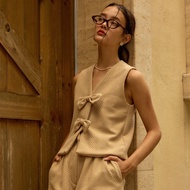 lookbooklookbook noah top beige knit เสื้อแขนกุด สีเบจ