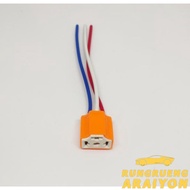 H4 Power Plug Socket 3-Pin There Are 1 Cord.