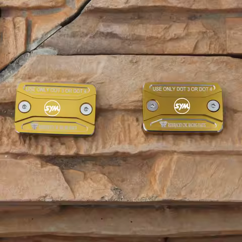 Motorcycle Front Brake Master Cylinder Fluid Reservoir Cover For SYM CRUISYM 300 GTS 300i GTS300i