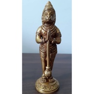 THE HUMBLE HANUMAN STATUE