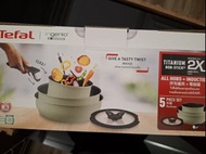 Tefal 法國特福Ingenio Expertise 靈巧疊疊鑊啡色5件裝