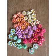 RM4.50/50 pieces : TF-622 - Resin - Bunga - Flower - 1.3 cm to 1.5 cm