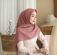 Hijab bella square // Jilbab segi empat polos