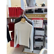 UNIQLO women's heattech turtleneck thermal shirt - Japan