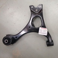 HONDA CIVIC SNA 1.8 FRONT RH LOWER ARM W/O BALL JIONT