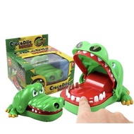 <ready stock>Crocodile Dentist Finger Game Funny Toy TOYS GIFT 咬手鳄鱼玩具