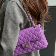 S5346-CHANEL紫色羊皮金釦下蓋口蓋包COCO23 A01113