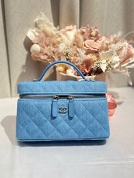 01.16門市現貨🩵 CHANEL 25C Vanity with chaine🩵召喚Denim控💕💕 LP飯盒包🤓牛仔布配復古銀扣