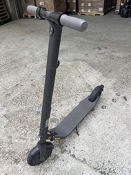 Ninebot E25電動滑板車