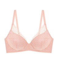 Triumph เสื้อชั้นในรูปแบบไม่มีโครง รุ่น Style Shell HU DV รหัส 10223761 สีชมพู 00WJ