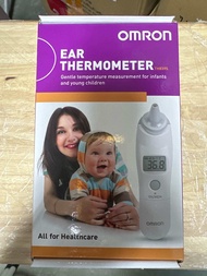 Omron เทอร์โมมิเตอร์วัดไข้ทางหู รุ่น TH839S (รับประกันศูนย์ Omron) Indy88 shop