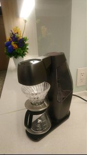 新加坡hiroia喜羅亞藍芽連線ai智慧數據庫自動手沖咖啡機samantha