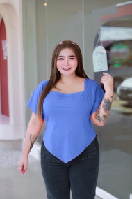 B2 เสื้อคอเหลี่ยมชายแหลม เซ็กซี่ งานสวย ตรงปก ผ้าร่องcvc เสื้อแฟชั่น