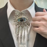 ภาษาฝรั่งเศสคําออกแบบงานหนักทองหรูหราพู่เข็มกลัด Pin ยุ้ย Devils Eye Elegant Vintage หน้าอก Pin เครื