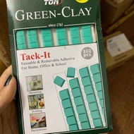 Multi-purpose glue specialized in fixing nail stickers for nail industry