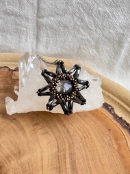 黑太陽石 Black Sunstone 串珠吊墜