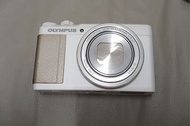 Olympus Stylus XZ-10  f1.8 ccd