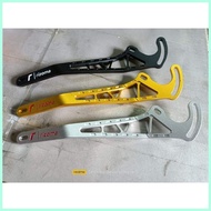 ▧ ☍ ♞,♘RIZOMA PIPE BRACKET FOR SNIPER 150/155 VVA