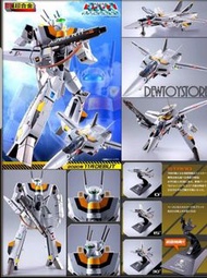 樂富交收照價 9折 全新 Bandai 日版 DX 超合金 VF-1S VALKYRIE 福卡機 初回限定 連骷髏頭枱座