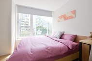 緹朵拉粉紫雙人床包厚被套組 內有兩個枕套 一件5*6呎鬆緊帶床單 一件6*7尺兩用被套 台灣 大鐘染印布料