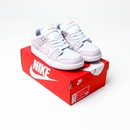 Nike SB Dunk Low Easter