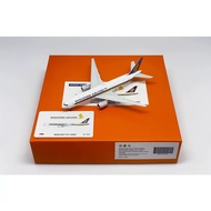 [Ready Stock] JC Wings EW4772014 1: 400 Singapore Airlines B777-200 9V-SVN Airplane Model Brand New 