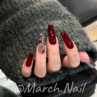 2026 Autumn and Winter New Year s High end Vintage White Wine Red Cool Maple Leaf Guofeng Hand worn 