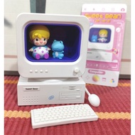 Pop Mart Sweet Bean I Am Here Computer Figure