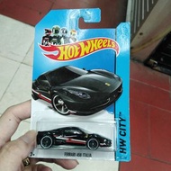 HOTWHEELS 1/64 FERRARI 458 ITALIA