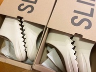 Adidas Yeezy Slide 椰子拖鞋