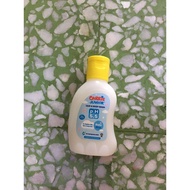 Carrier Junior Hair and Body Wash / Body Powder