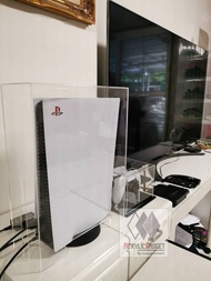 ครอบกันฝุ่น Playstation 5 รุ่นเพรียว มียิงลาย 3 ด้าน ด้านหลังเจาะรูสำหรับสายไฟลอด สำหรับครอบตอนเลิกเล่นแล้วนะคะ