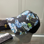 GUCCI666 Classic GG Pattern Bee Embroidered Baseball Cap