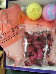 可散買 乳木果油泡泡浴球＋玫瑰乾花瓣＋一次性泡澡套 2套 旅行浸浴 浴缸