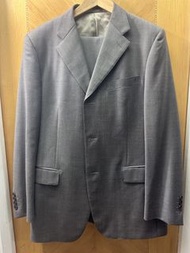Gieves &Hawkes terno suit